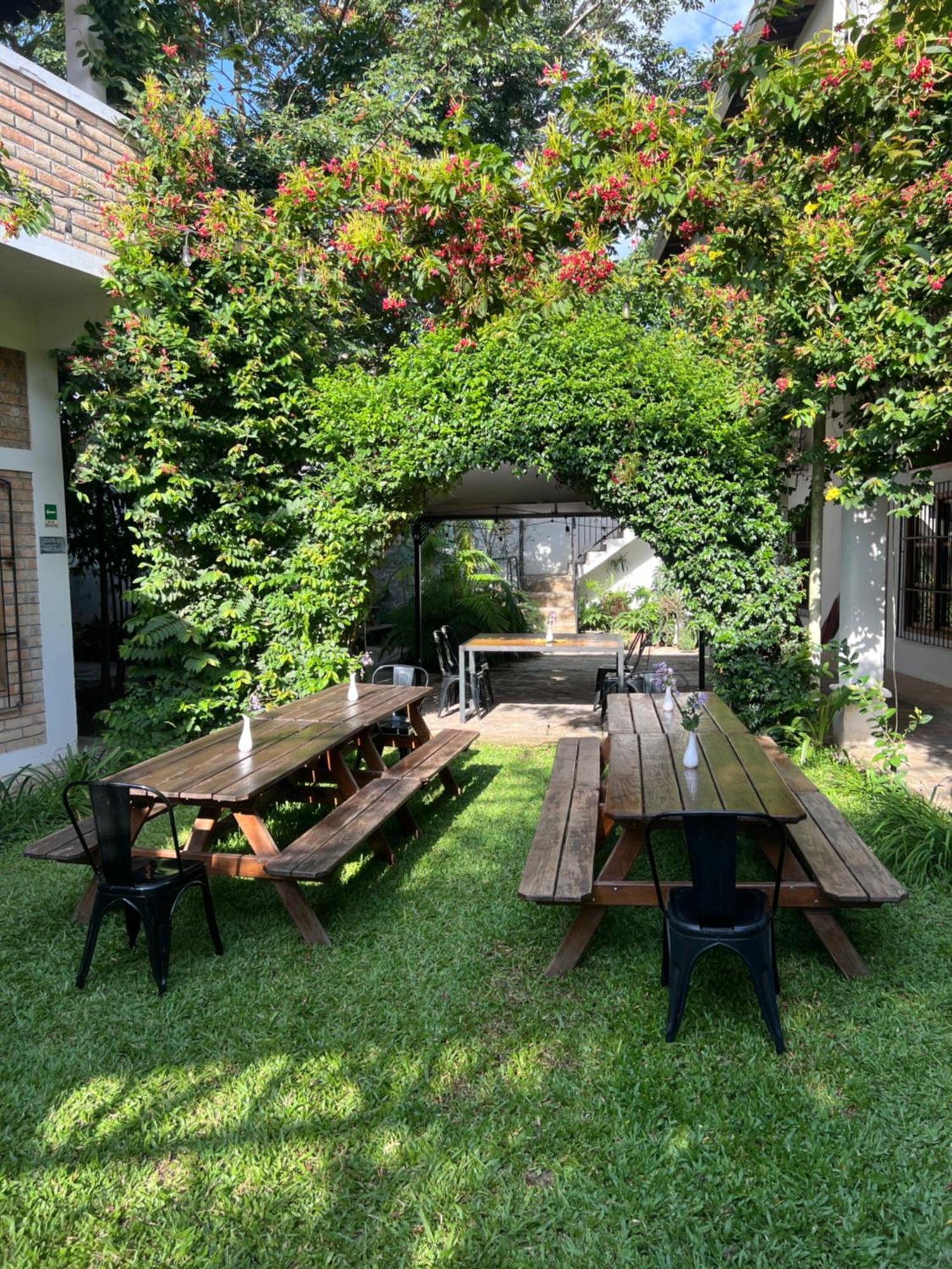Jardin Cafe Hostal&Restaurant Gracias Exterior foto